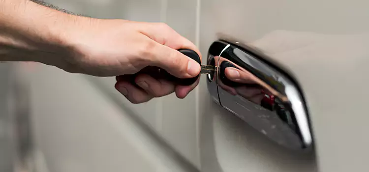 Why Choose Our Auto Locksmith Team in Lakeland, FL?